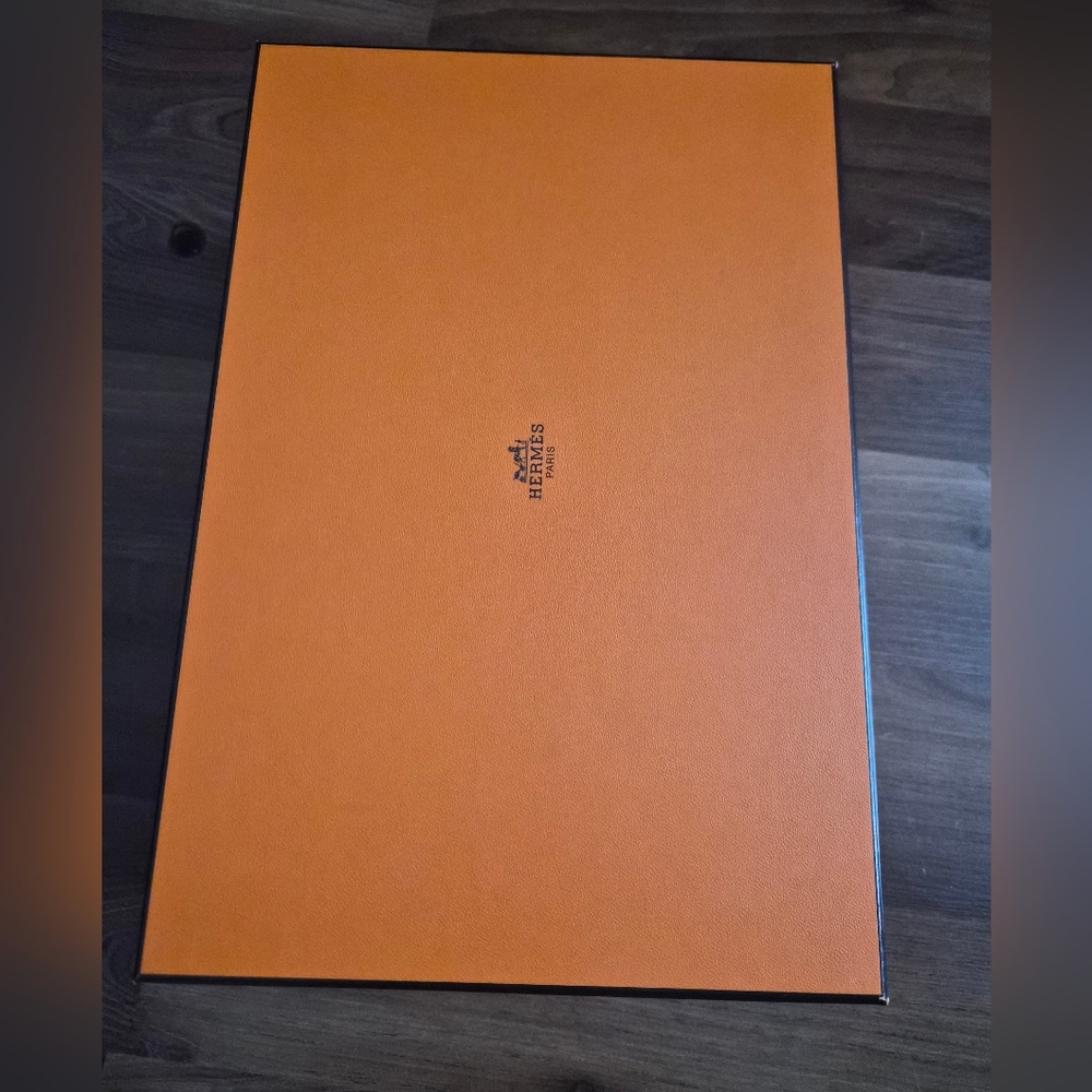 Hermès Signature Orange Box - Classic Logo